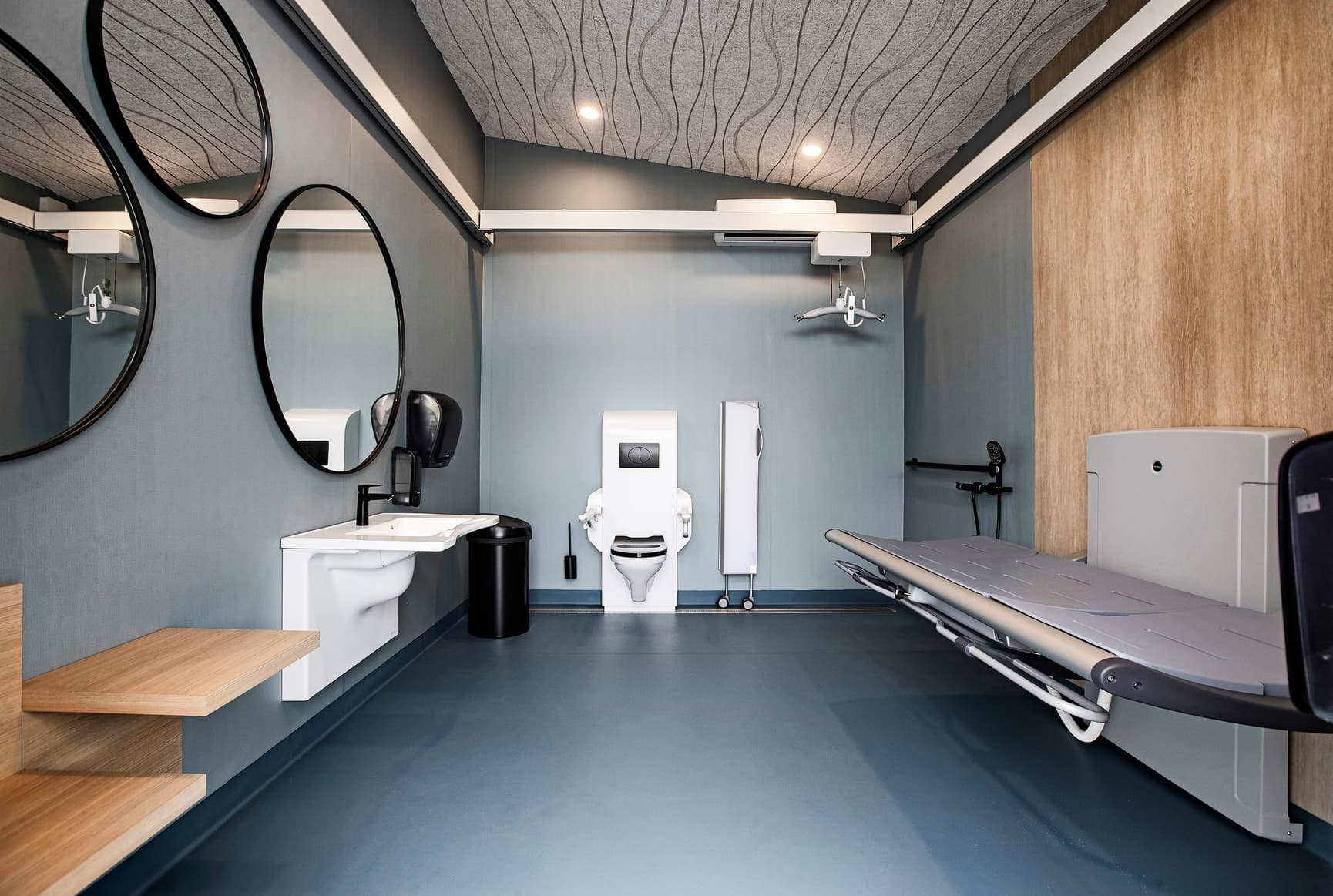Changing Places by Pressalit broschyre