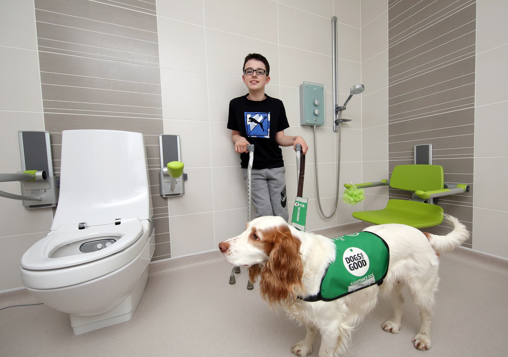 Adjustable bathroom for Thomas (UK)